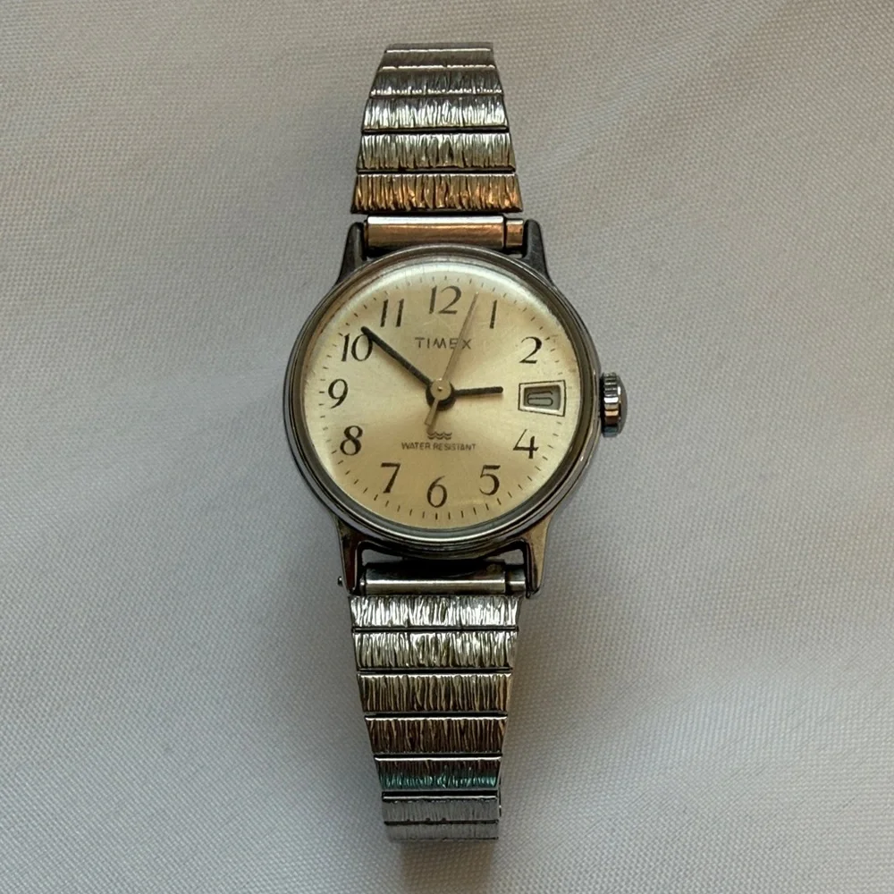Vintage Timex Ladies Watch Silver Tone Stretch Band Date Quartz
